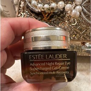 Brand new Estée Lauder advanced night repair eye